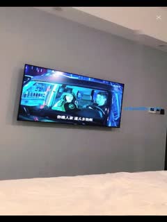 2个健美小姐姐是铁铁啊.