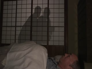 真正的变态性交：四十岁的母子第十七部：助平苗条的母亲春谷美宇，一直保持着马虎的肉体关系 春谷美雨 NEWM_089