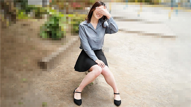 【10musume】午休偷情！办公室女神100923_01被搭讪即操！治愈系美腿OL硬上实录