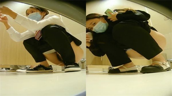【厕拍偷窥】商场女厕隔间缝隙偷拍极品少妇蹲坑自慰 差点被发现心跳加速