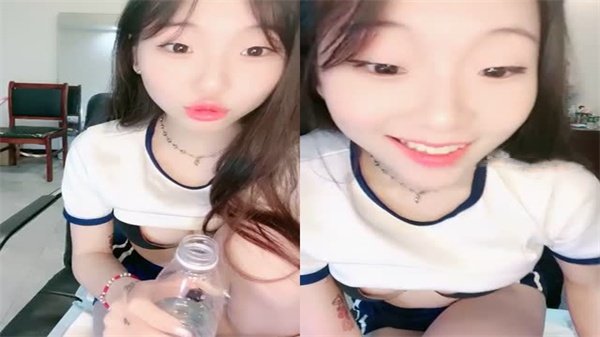 肉丝巨乳骚浪淫声浪语，近拍道具狂玩骚穴狂喷淫水