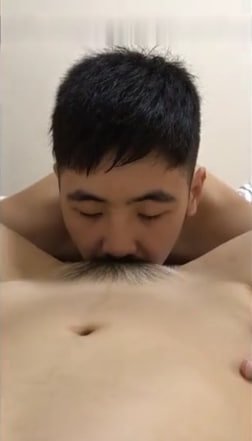 骚货贪得无厌 两根巨屌猛操骚穴才够爽
