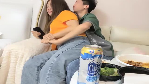 瘦猴探花狂操极品丰满良家骚妹