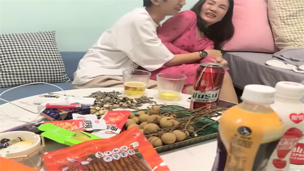 瘦猴先生探花狂操极品良家少妇 骚穴湿透内射灌精