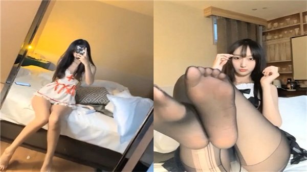 清纯系小妲己主播私密下播后骚穴大开，主动深喉狂吞粉丝巨根，淫叫内射