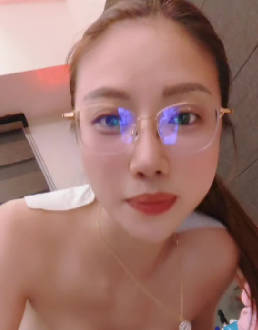 認真手淫教學但人很不正經-李蓉蓉