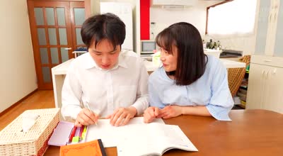 KSBJ-395我爱上了善良美丽的继母-平岡里枝子