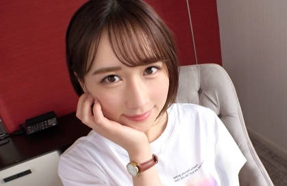 GANA-2511看起来很保守意外的对色情话题非常宽容容易随波逐流的性格一旦被给出暗示过于敏感的小屄喘息的声音停不下来