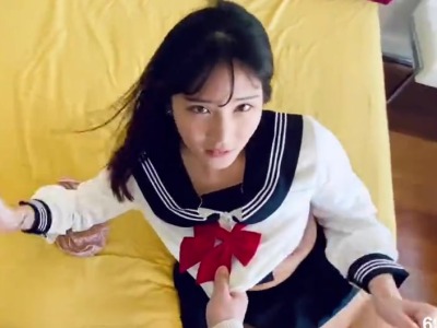 水手服的女孩張開腿讓你插入屁股讓你射-MISSCAT