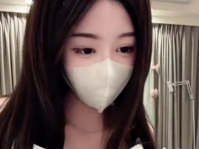 沒有男人的肉棒可用只能自己慰慰滿足自己喔-潔妮
