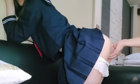 FC2PPV-4605945 美腿妹第一次当水手被足交