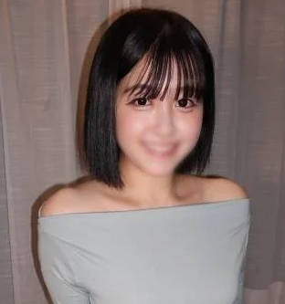 FC2PPV-4681206 无码纤细美腿浴室激情性爱