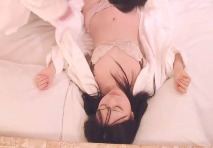 FC2PPV-4785982能和这样的人做爱我真是太幸运了