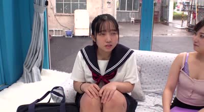 SDMM-181 マジックミラー号 保健体育の課外授業 現役女子○生の目の前でオトナの濃厚SEXを見せつける！思春期の性的好奇心に火を点けて初めての杭打ち騎乗位で中イキ体験2