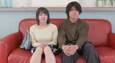 DVMM-315 一般男女モニタリングAV 顔は旦那カラダはNTR！2 何も知らない夫の目の前で壁穴から顔だけ出した人妻がバレないようにデカチンSEXで連続中出し！