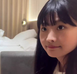 今天花3000块钱约了一个大学兼职的学生妹-七仔