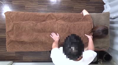 FC2PPV-4797740高中时打过水球的可爱OL