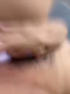 2#_花臂颜值小骚货！费房秀一波，大奶子夹震动棒，舔弄奶头