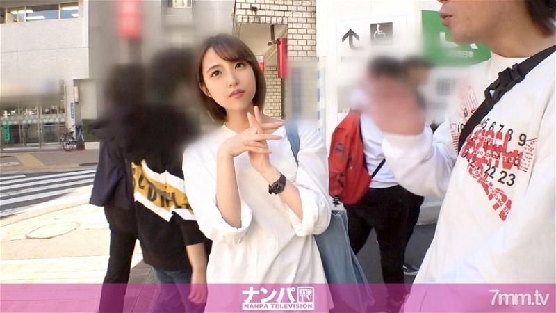 GANA-2201 認真的南帕，第一槍。 1422 我在不擁擠的板橋發現的是……短褲短髮的活躍JD！ “學校單位有危險！！” 趕緊攔住她，帶她去旅館做惡作劇！由於顯示勃起姬●寶在她害羞的面前