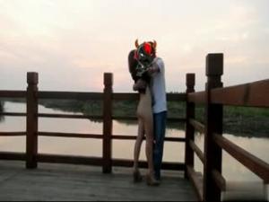 蜜月新婚夫婦玩遍東南亞！溫泉旅館按摩房激情交纏、海灘泳池邊濕身激戰，處處都是歡愛戰場