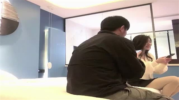 重庆精品约啪实录！五大颜值校花齐上阵，中长发黑裙美女集体出击撩爆欲火~