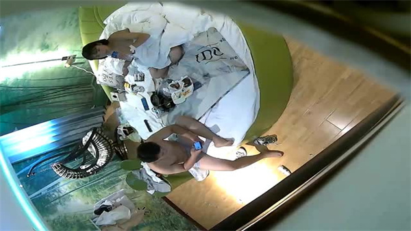 绝密偷拍 酒店巨乳人妻被爆操内射 超清实录首次流出