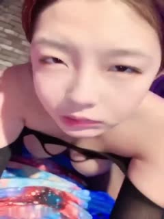 反差小母狗00后小仙女，深喉草嘴淫声荡语，后入爆草浪叫，爽，对男友彻底的服从，超赞值得一撸！