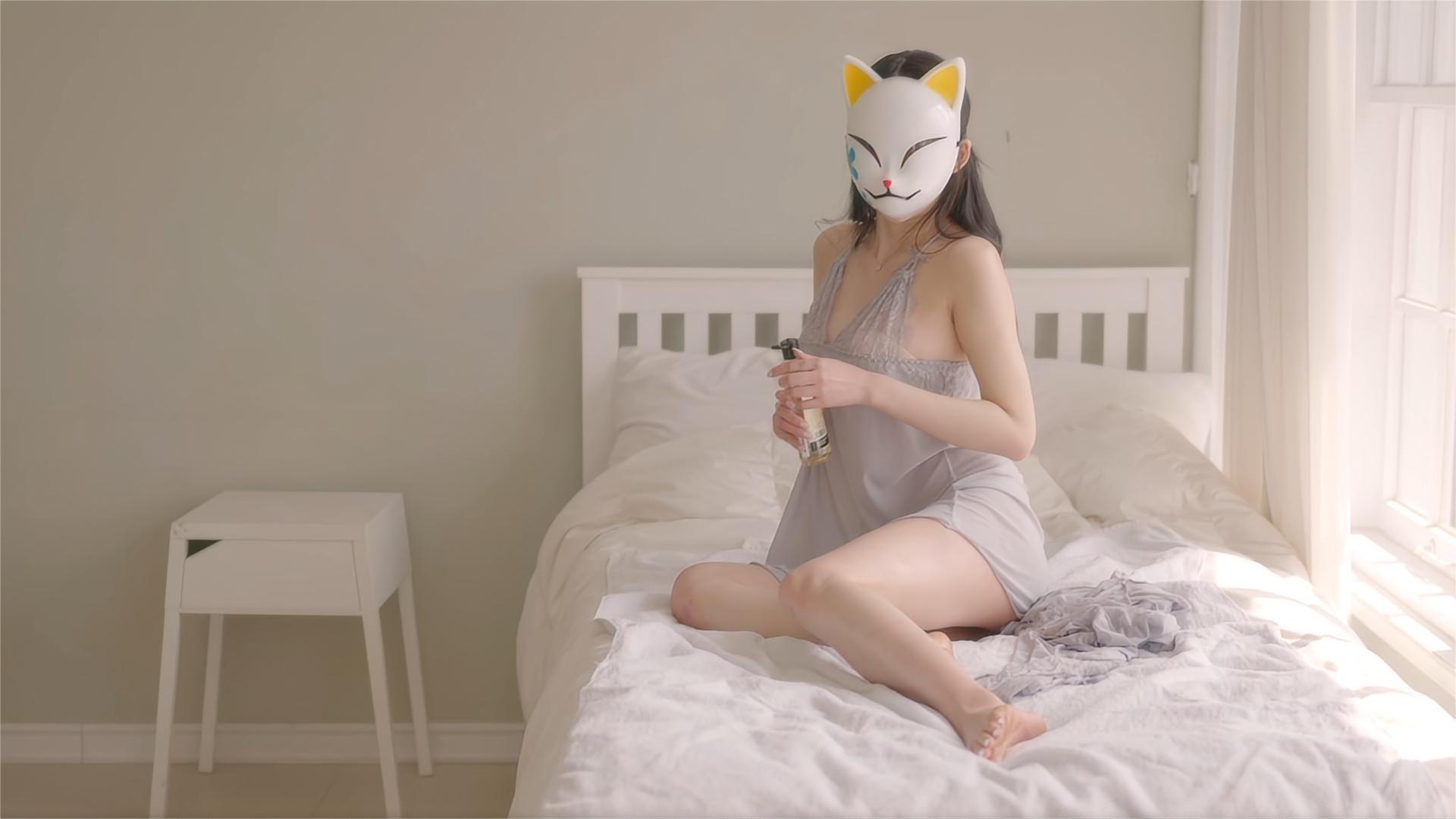 精油按摩挑战 巨乳人妻浑身湿滑被爆操到高潮喷水