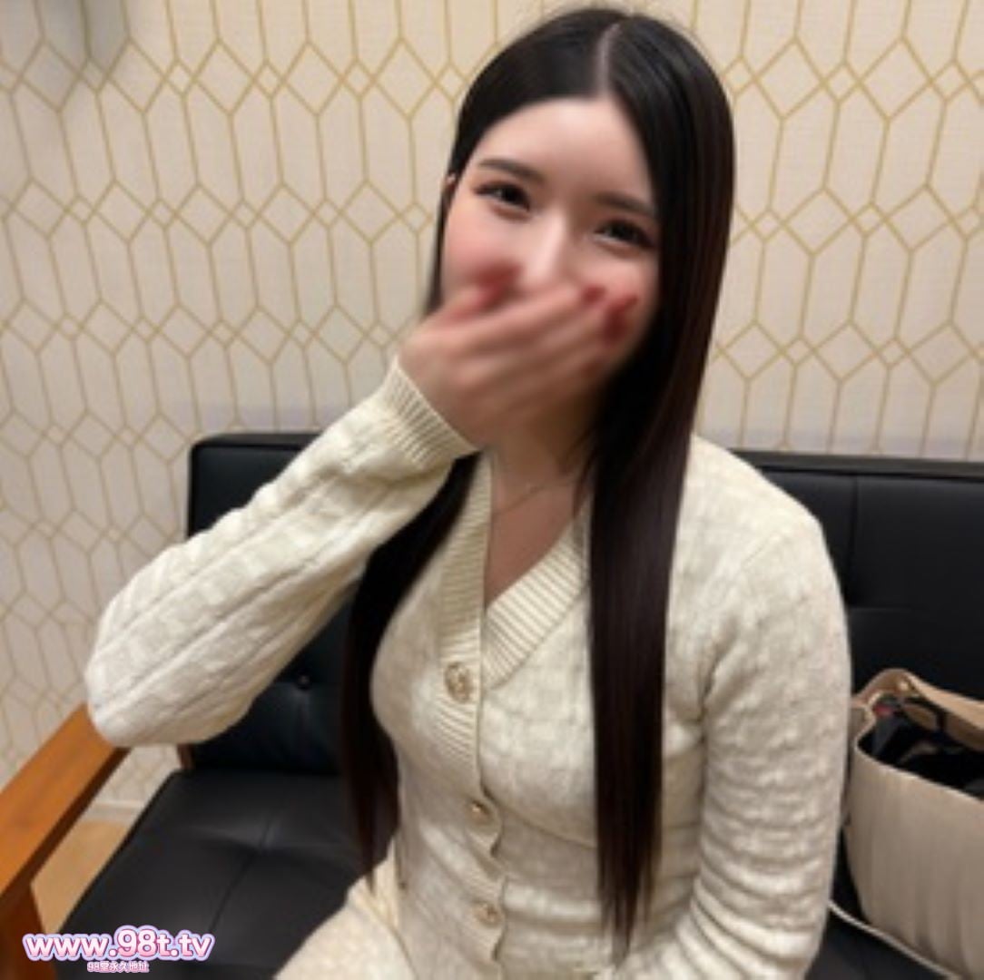 
FC2PPV-4827535- 【170㎝以上の高身長】『あぁっ…イッちゃう…』お嬢様エリート美女が客