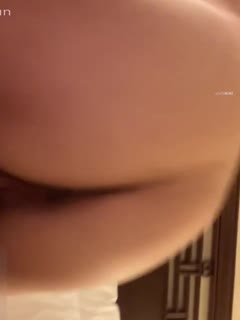 
二十八岁女神高管背着老公偷情男高小公狗黑料性爱泄密流出-