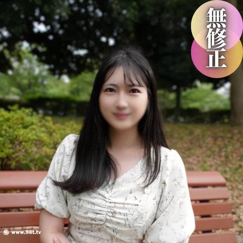 
FC2PPV-4503736-【初撮り】【顔出し】清楚で無垢なアイドル系のお顔。可愛い顔からは想像もつかない豪快潮吹き