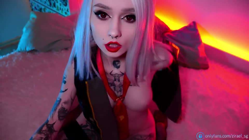 
纹身美少女被猛干二次元