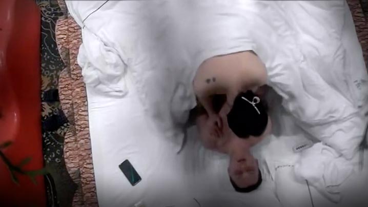 
酒店偷拍年前分别的打工偷情男女年后相聚的肉体相融_好会干啊干前验一下是否安全