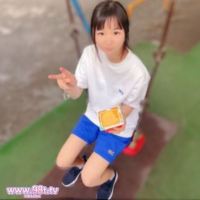 
FC2PPV-4543663-初心さを残す18歳成りたて現○J”Kしほちゃん。国体選手でたっぷり汗をかいた引