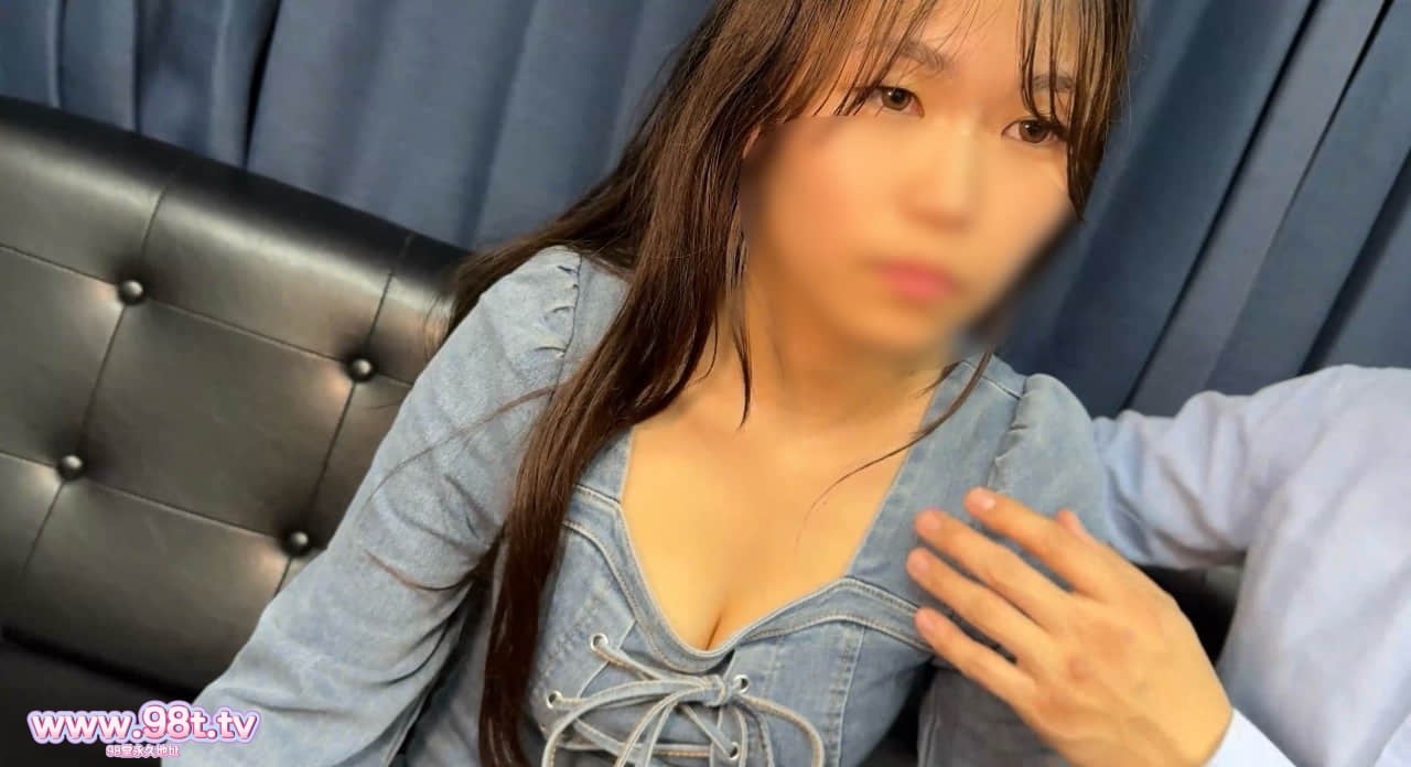 
FC2PPV-4578336-【素人顔出し】神スタイル&amp;爆乳Gカップの可愛い素人18歳に世間の