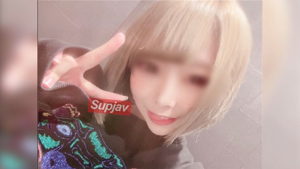 
FC2-PPV-1425526我在坂池Nikurin的轮奸派对上卧底FC2著名的G罩杯被8个肮脏的男人多次操和中出