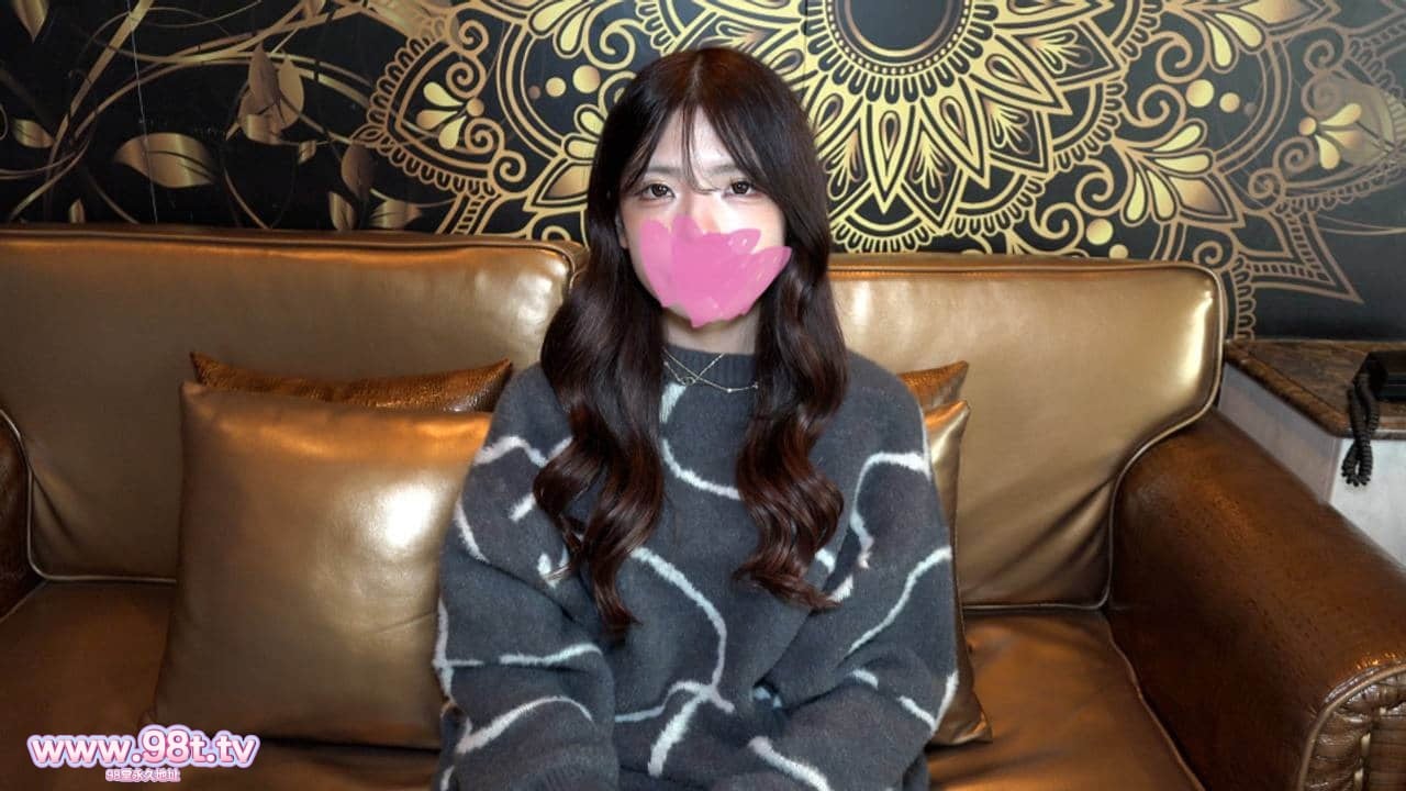 
FC2PPV-4592208-で無修正と膣内カメラ ♀123 ちょーかわいい19歳 雪のように透き通った顔