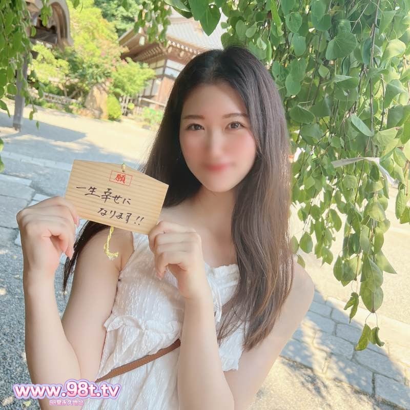 
FC2PPV-4587032-顔出し！ミニスカートから生足美脚を露出させる美容スタイリスト！！敏感すぎるス