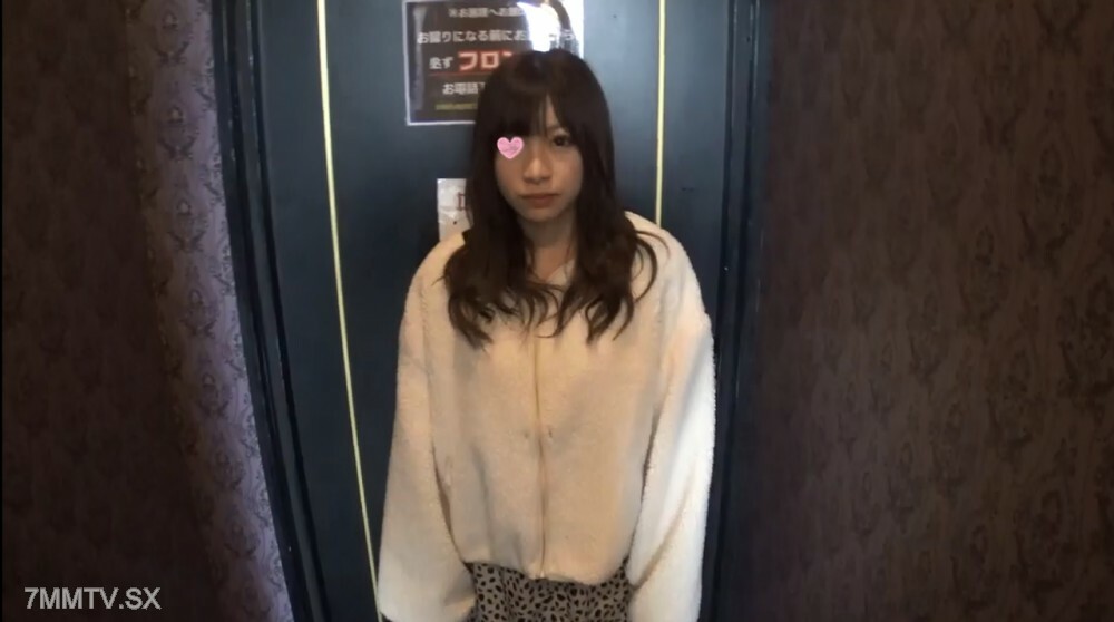 
FC2-PPV-4549326无人拍摄超可爱素人纤细身材人生第一次高潮迷惑奇闻趣事高品质有奖金