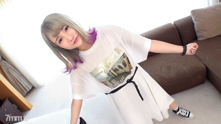 
SIRO-4312第一枪纯白无辜身材美臀露一个20岁的专业学生对她独特的外表和讨厌的屁股著迷感觉纯白身体亮起来的天真女友..网上AV应用AV体验拍摄1385