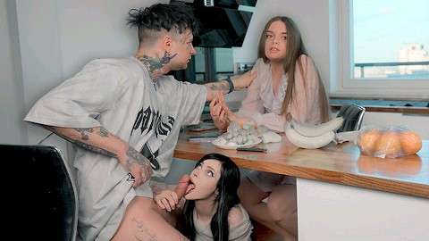 
我男朋友在我面前上了我最好的朋友而我却没发现